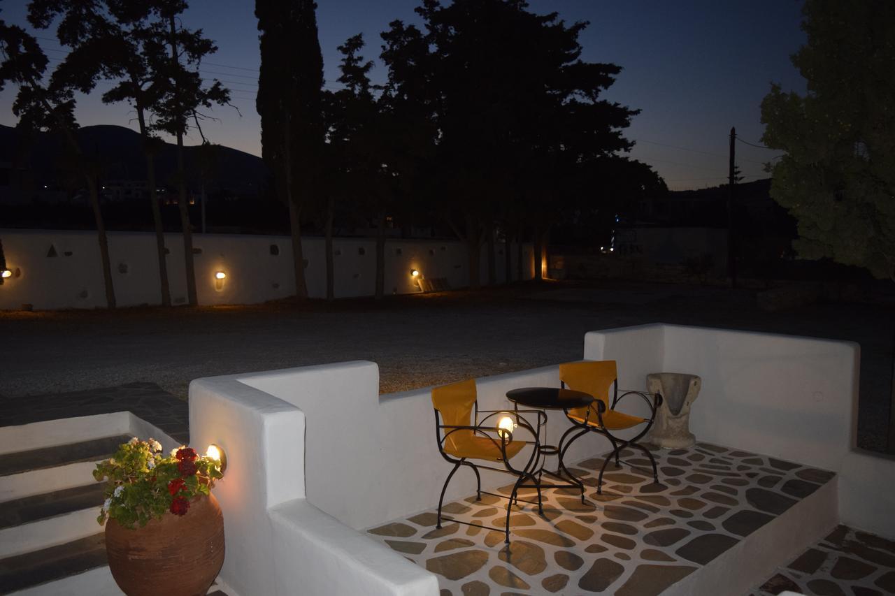 Tzane Studios & Apartments - Steps Away From Golden Beach 흐리시 악티 외부 사진